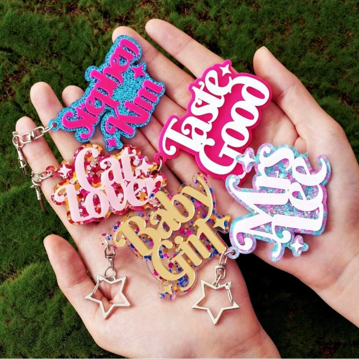 

KAFRUFI Fashion Star Shape Keychain Acrylic Name Customized Color Board Nameplate Personalized Label Backpack Christmas Keyring