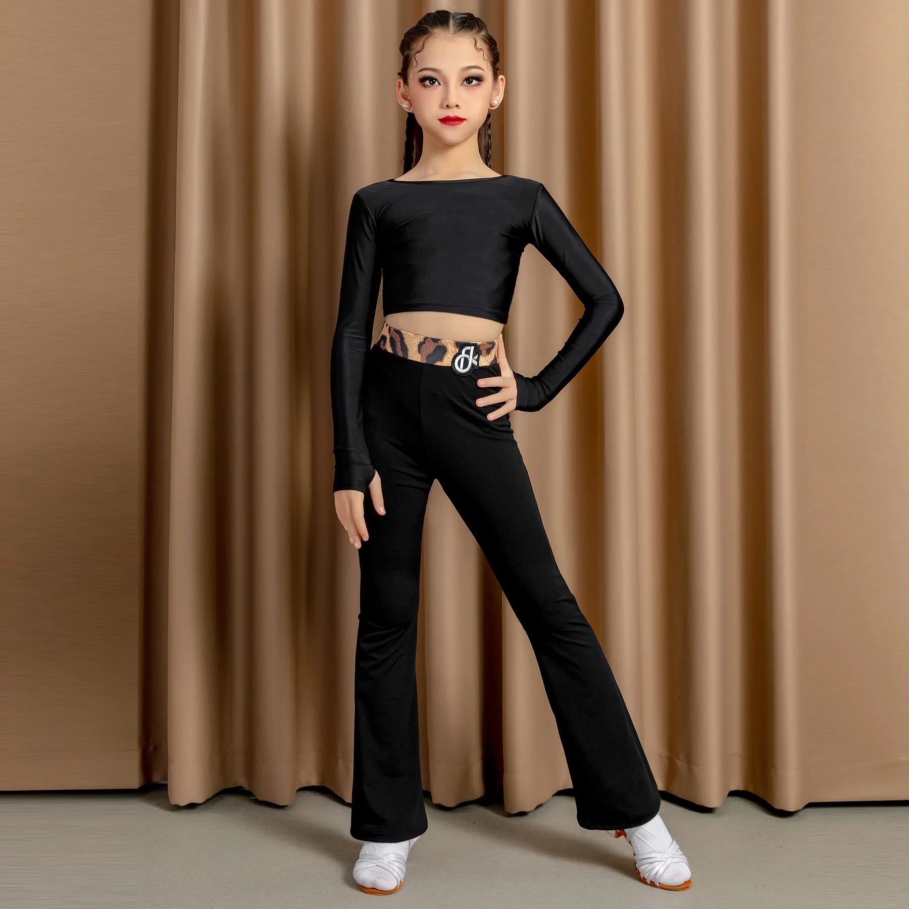 

Платье для латинских танцев 2025 года, брюки-клеш с открытой спиной, одежда для танцевальной практики чачи-румбы, костюмы для выступлений DQL11493