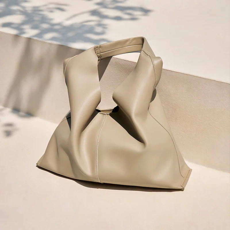 

Large Capacity Cowhide Women's Shoulder Bag Simple Soft Leather Tote Underarm Bag 2025 Niche Style for Ladies