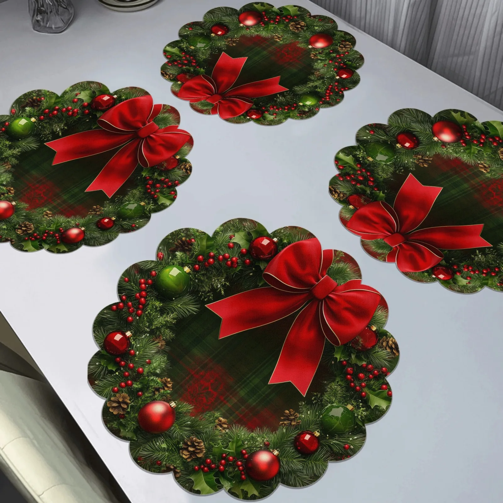 VIKAMA 4-Piece Christmas Wreath Wavy-Edge Placemats for Family Gatherings Parties Table Decor & Accessories