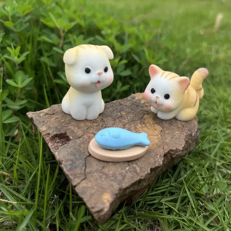 4pcs/set Miniatures of Resin Two Cats and Their Fish Display Figures for DIY Craft Micro Landscape Home Decoration Supplies