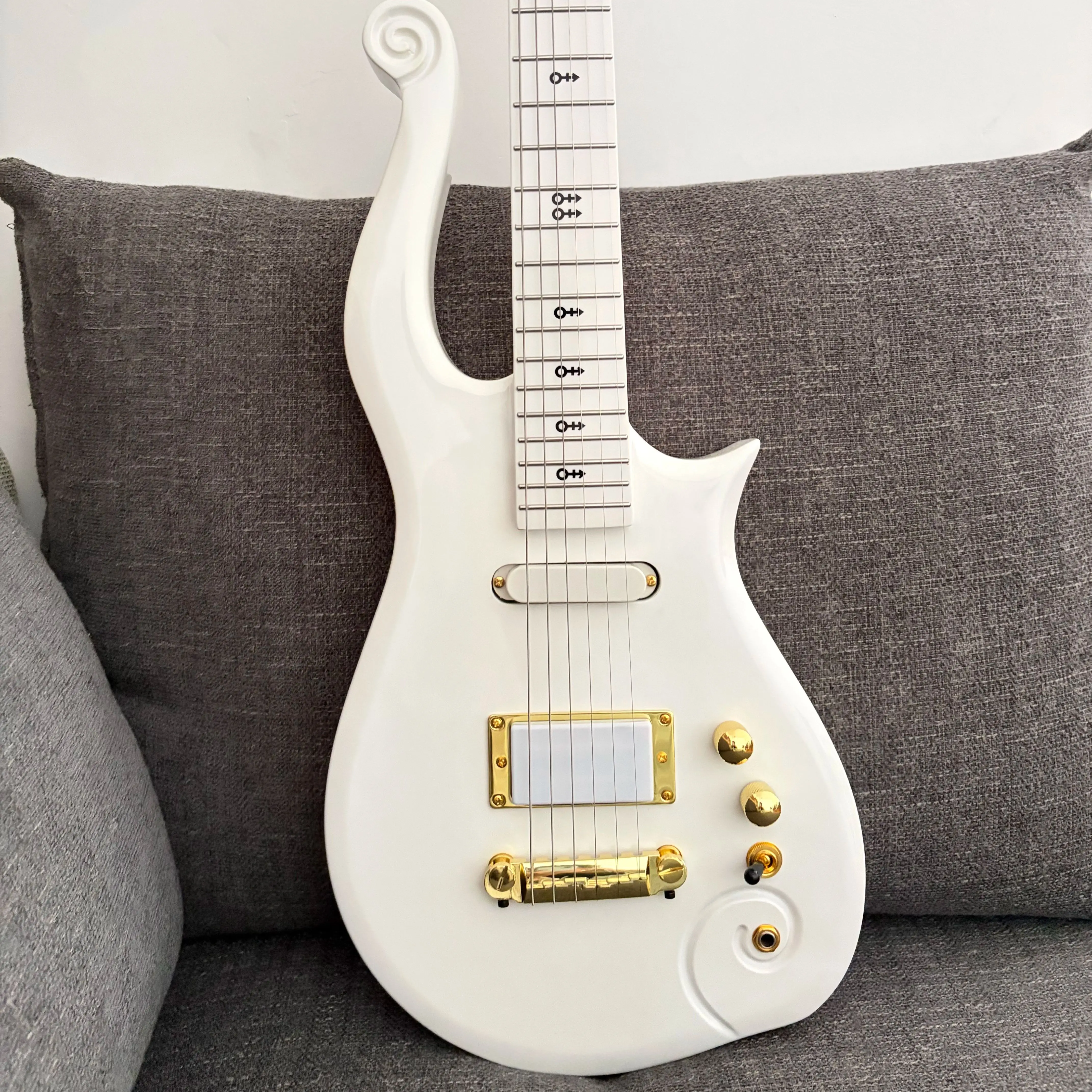 Electric Guitar Beginner - Guitarra Elétrica Branca Super Rara Prince