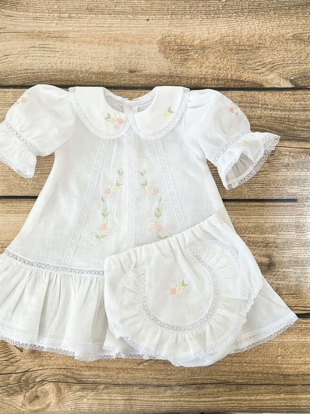 Summer Baby Girl Handmade Embroidered Flowers Lace White Puffy Dress For Casual Party Birthday Wedding Photography