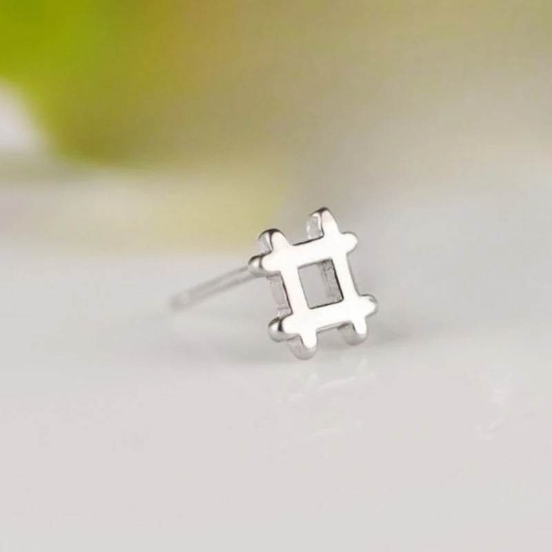 Orecchini geometrici in argento sterling 925 dal design a quadretti Orecchini semplici ed eleganti in stile coreano alla moda per le donne