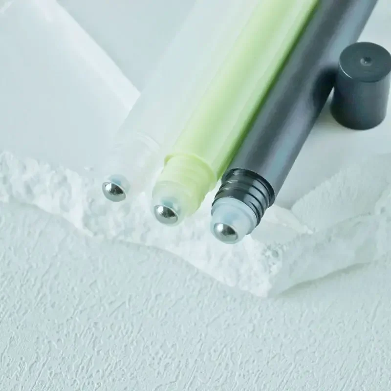 3-10 SZTUK Puste Buteleczki na Perfumy z Kulką Rolującą Przenośne Matowe Plastikowe Butelki Wielokrotnego Użytku na Olejki Eteryczne Przezroczyste Pojemniki Podróżne