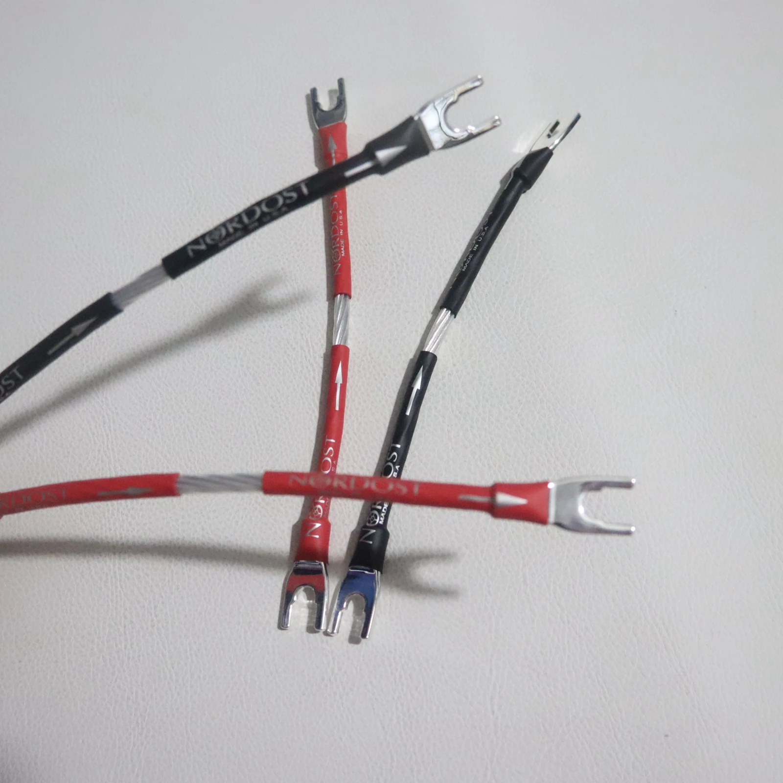 

Supreme Reference 4Pcs/lot sterling silver jumper Speaker Binding Post Bridge Wiring HiFi speaker cable shigh and bass wire