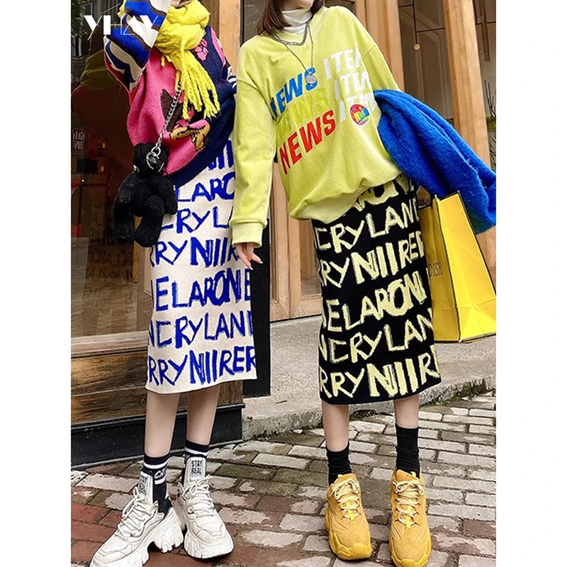 

European Style 2025 New Arrival Spring Autumn Women Casual Letter Print Straight Skirt Mid-calf Split Design Knitted Skirt T23