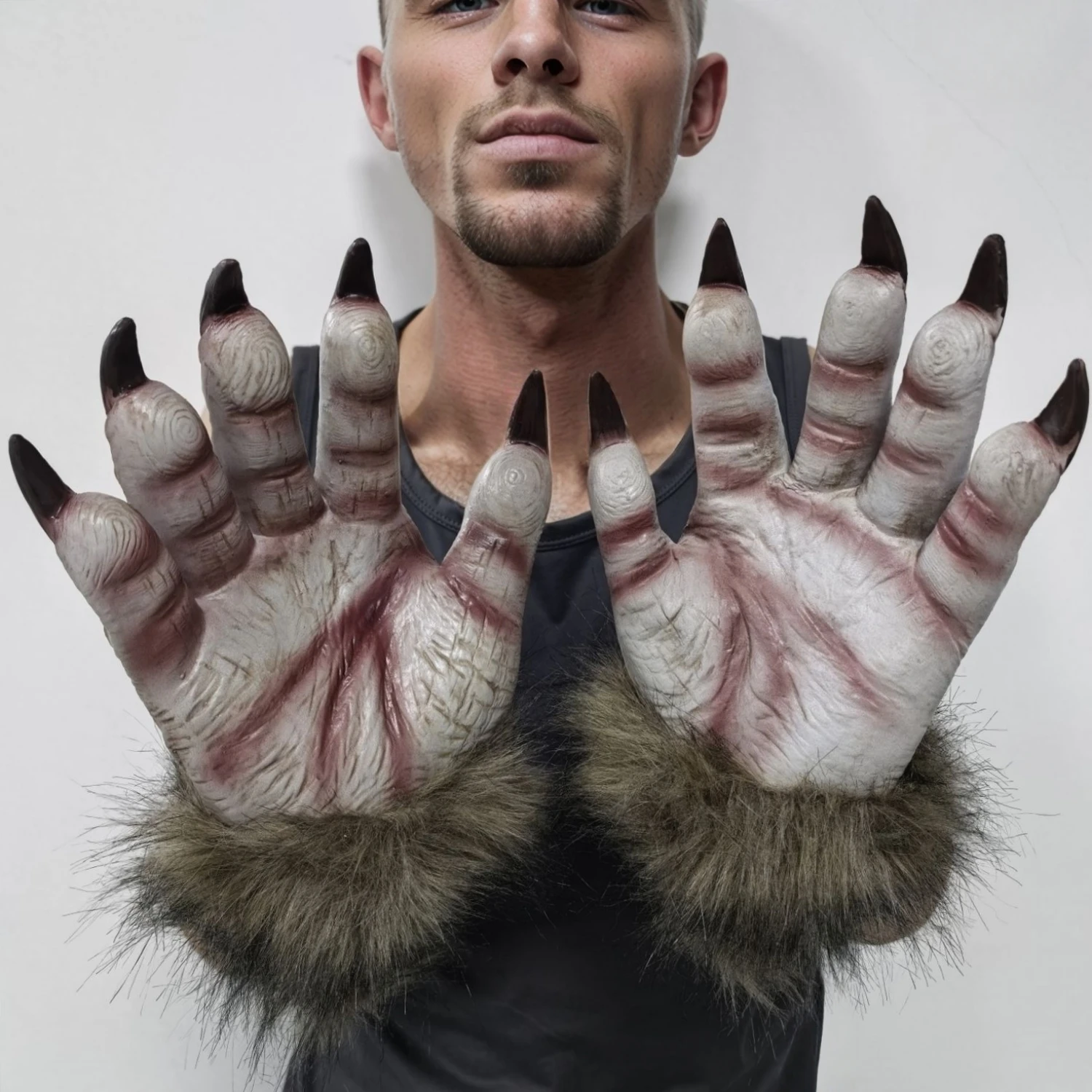 

Men's Lucifer Halloween Costume Accessory Set with Monster Hairy Gloves And Horned Headpiece Scary Cosplay Mask