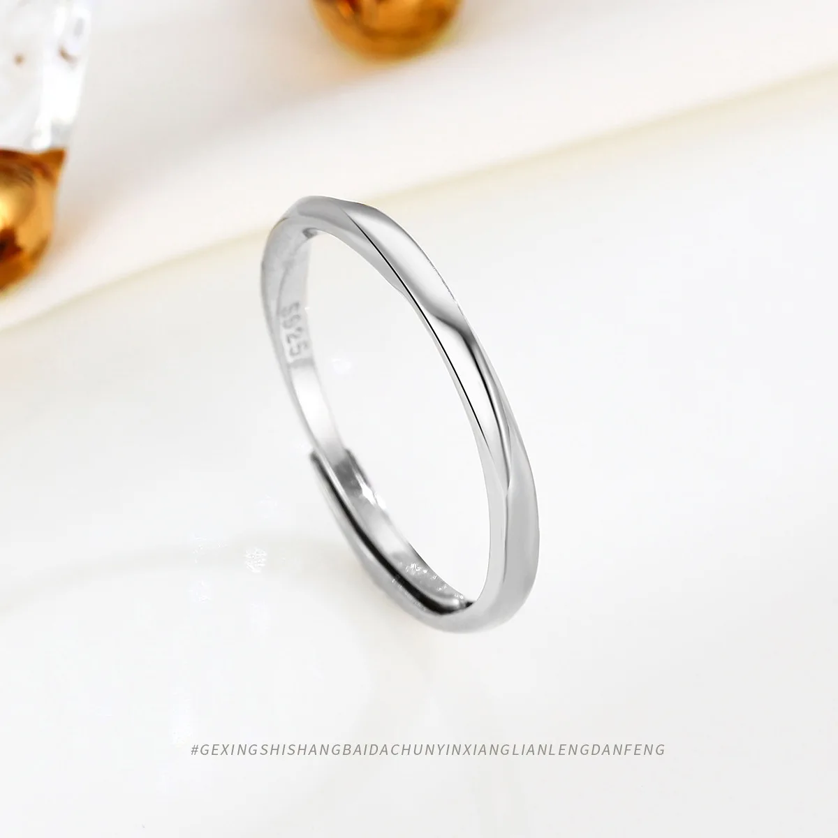 Sophisticated and Elegant - Mobius Ring with Open Circle Design in 925 Silver for Women