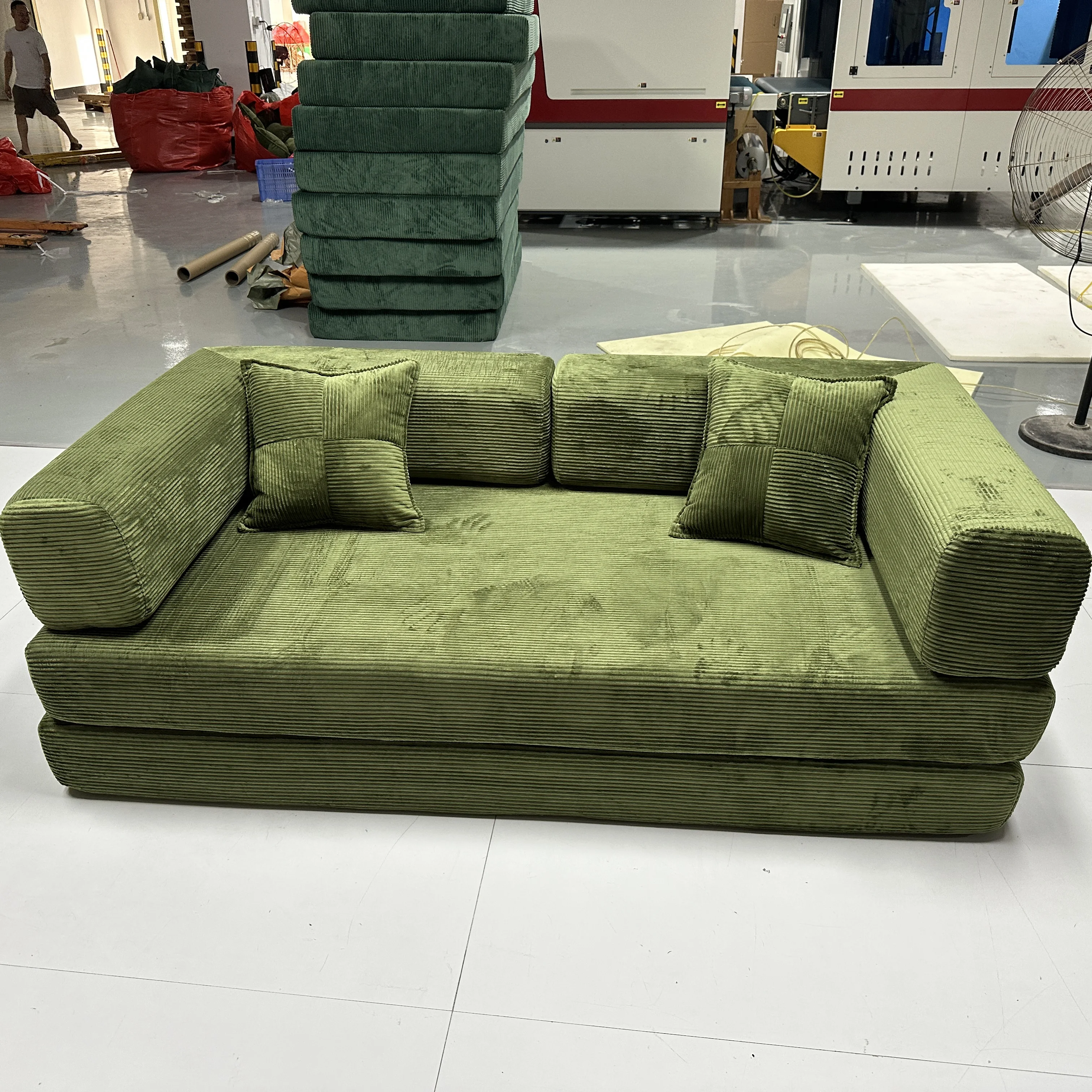 النمط الحديث ضغط الهواء النسيج الفانيلا تشوه وحدات الأريكة لغرفة المعيشة الاقسام مركب تيدي أريكة سرير