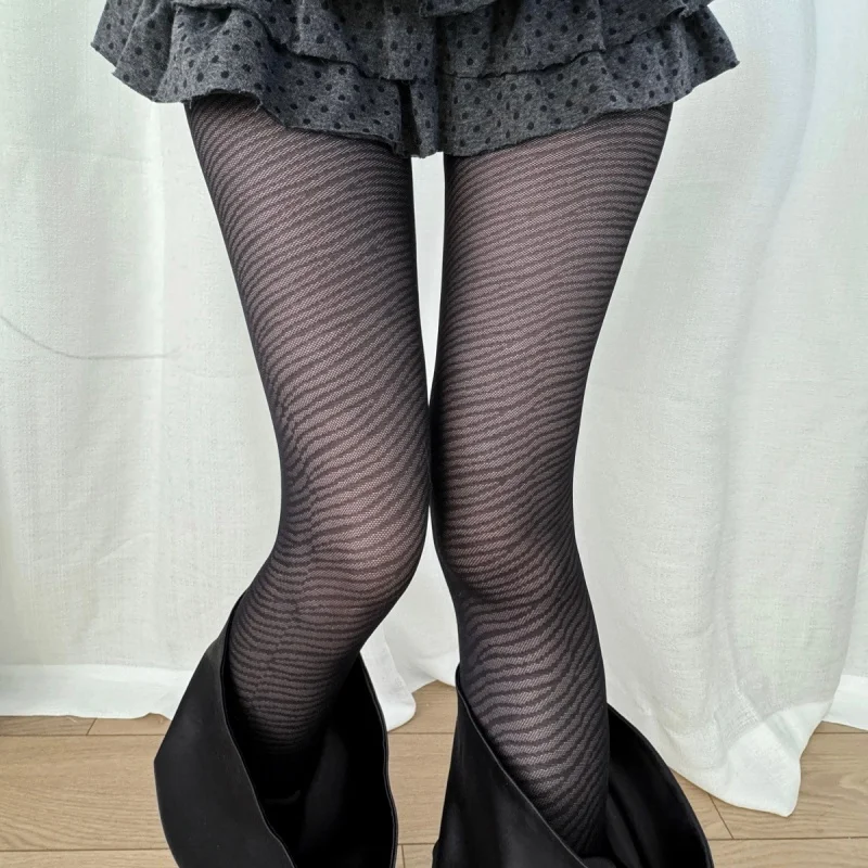 Ladies Zebra Striped Pantyhose Lightweight Elastic Animal Print Tights Stylish Slim‑Fit Hosiery Daily Streetwear Matching Wear