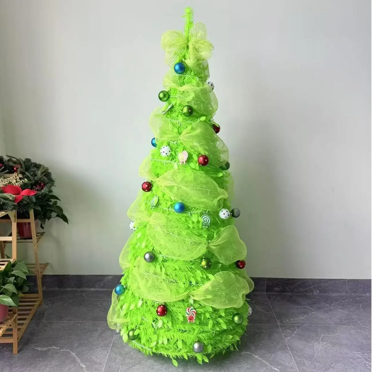 

Christmas Trees, Christmas Tree 5.9ft, Collapsible Balsam Christmas Trees, Christmas TRE with Ornaments, Pop Up Christmas Tree