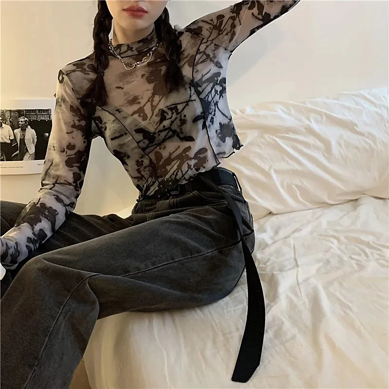 Women's Abstract Hotsweet Print Crop Tops Crew Neck Long Sleeve Slim Fit Broadcloth Sheer Mesh Lettuce Trim T-Shirts