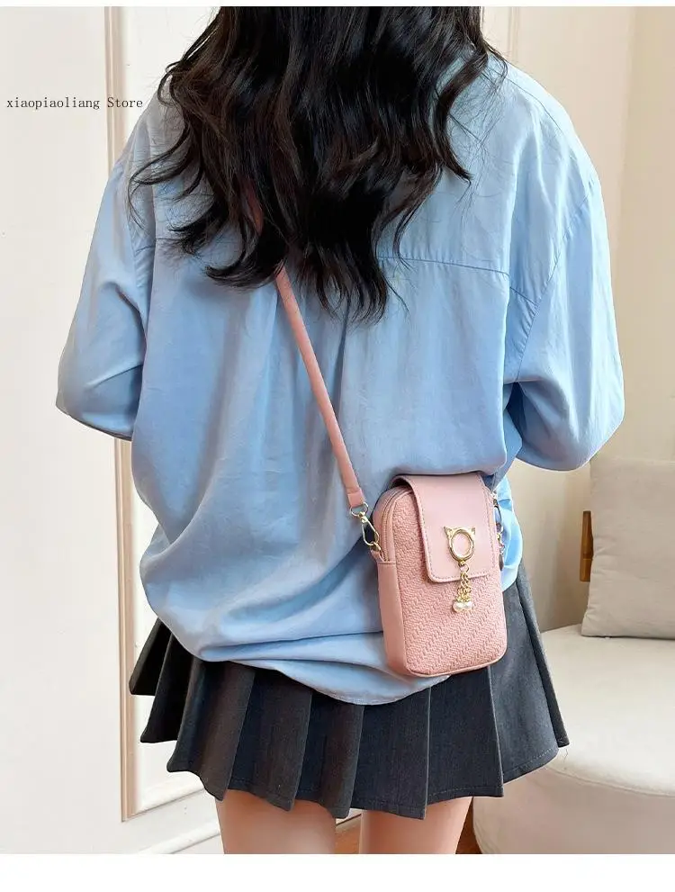 Korean Style Phone Bag Fashionable Ladies' Single Shoulder Fresh and Sweet Embossed Crossbody Bag for Daily Versatile Use
