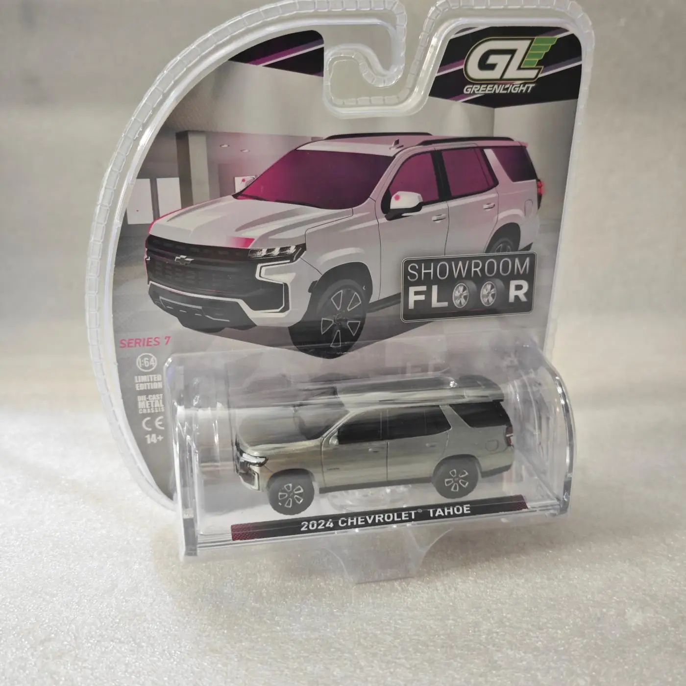 

Green Light 1:64 Showroom Floor Series 7-2024 Tahoe Clear PaintМнимальные модели автомобилей из сплава Модные коллекционные модели OrnM Alloy Ca