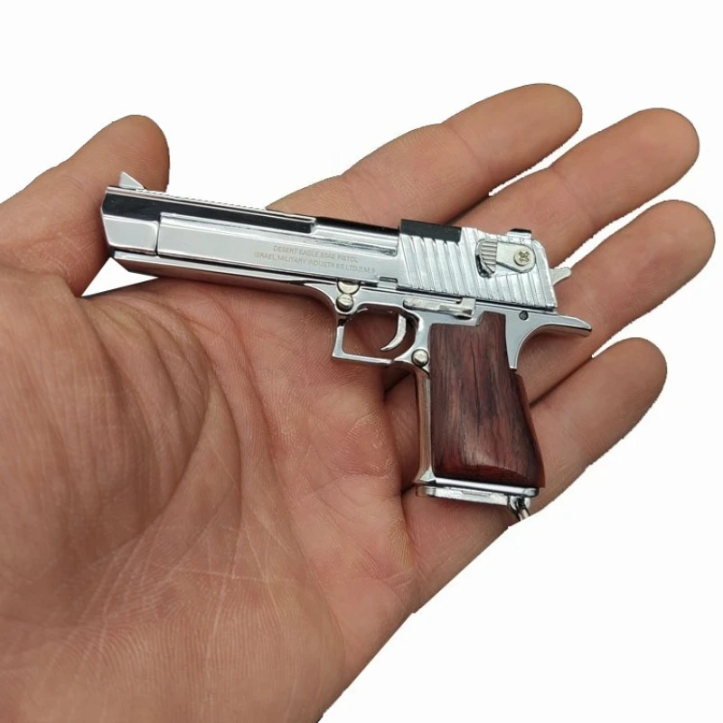 New 1:3 Mini Desert Eagle Wooden Handle 9cm Metal Gun Model Keychain Pendant Military Fans Collectible Men's Gift - Image 5