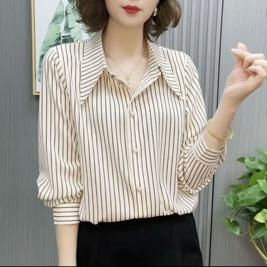 

New Spring Summer Fashion Stripe Long Sleeved Shirt for Women's Korean Edition Versatile Slimming Professional Female Trendy Top