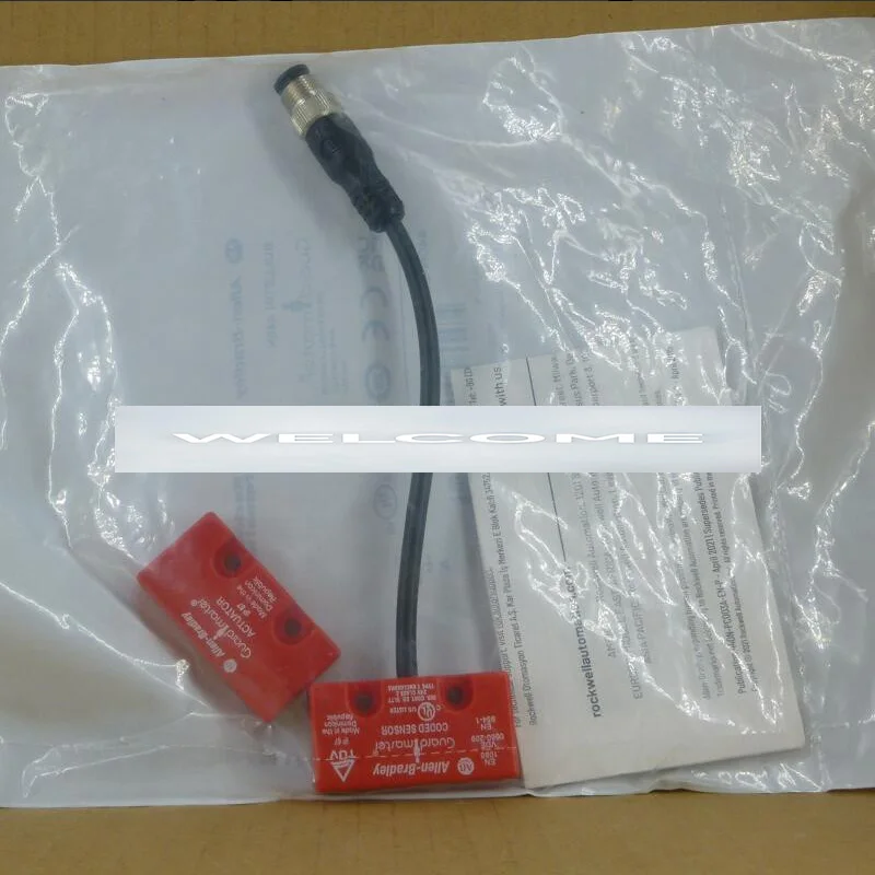1pcs 100% Original AB 440N-Z2NRS1A 440N-Z21W1PH 440N-Z2NRS1C 440N-Z21W1PA Magnetic Coded non-contact Safety Interlock Switch