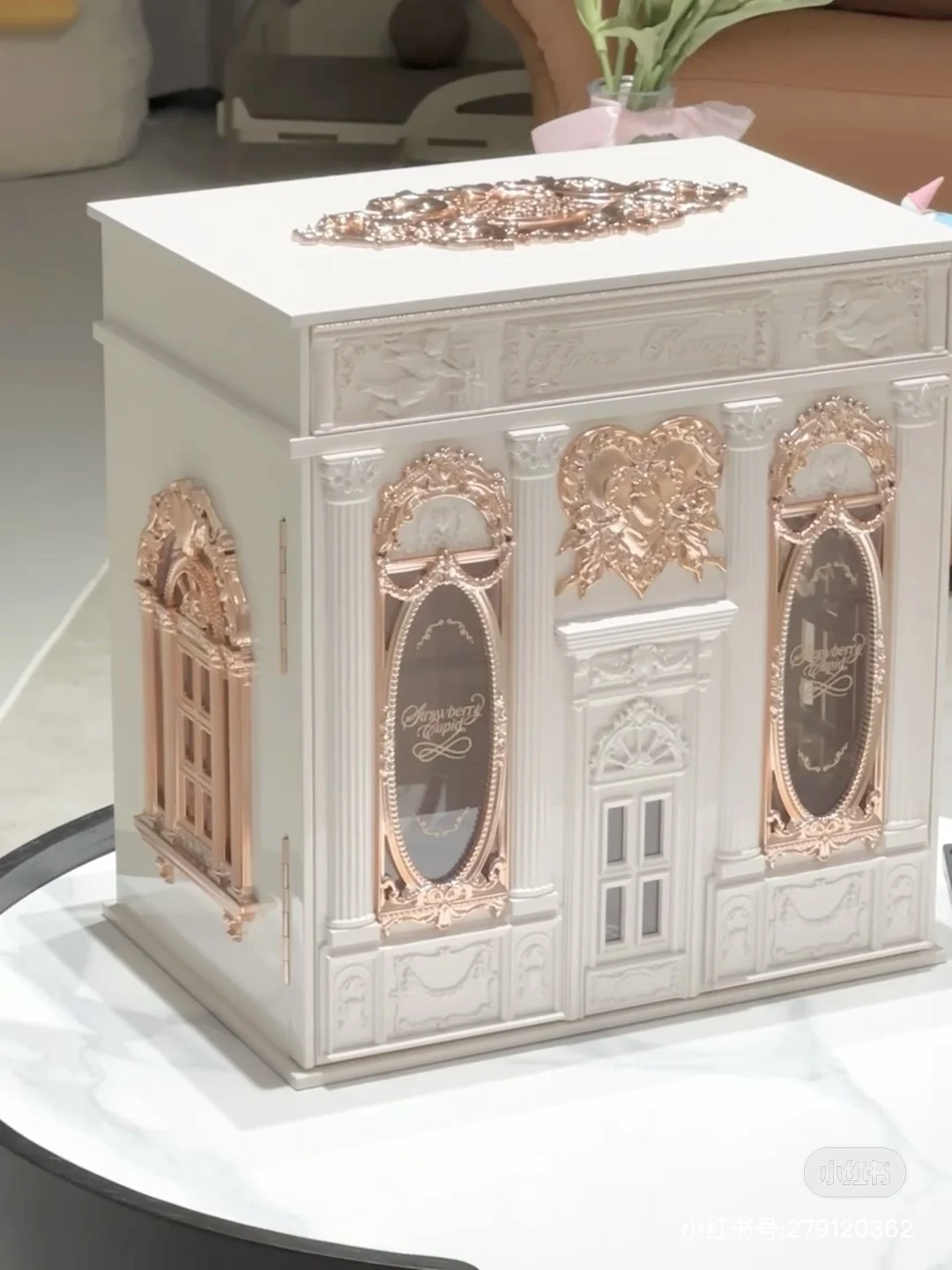 

Flower Knows Strawberry Cupid Allin Gift Box Makeup Storage Gift Box No Product