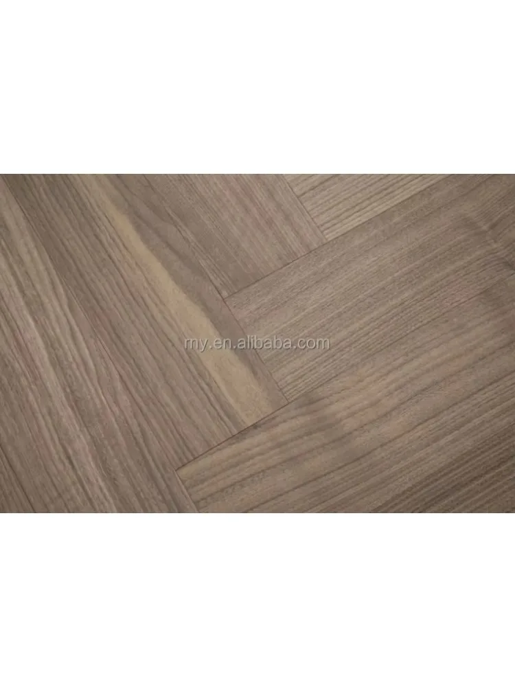 نسخة مخصصة من الأرضيات الصلبة المصنوعة من خشب الجوز المتعرج والأرضيات الخشبية المصممة متعددة الطبقات