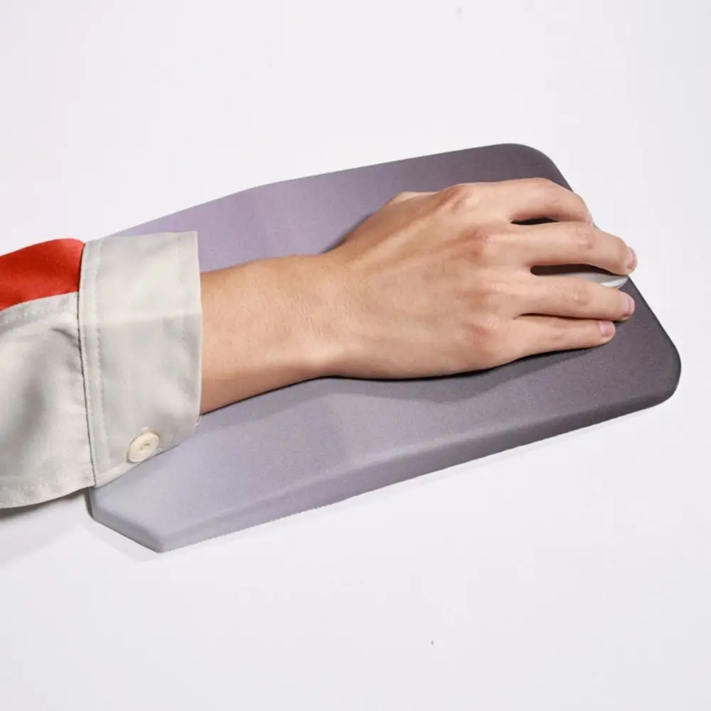 

Anti-fatigue Slope Design Mouse Pad Wristguard Silicone Slope Shaped Mouse Pad Creative Soft Anti-skid Mouse Pad Office School