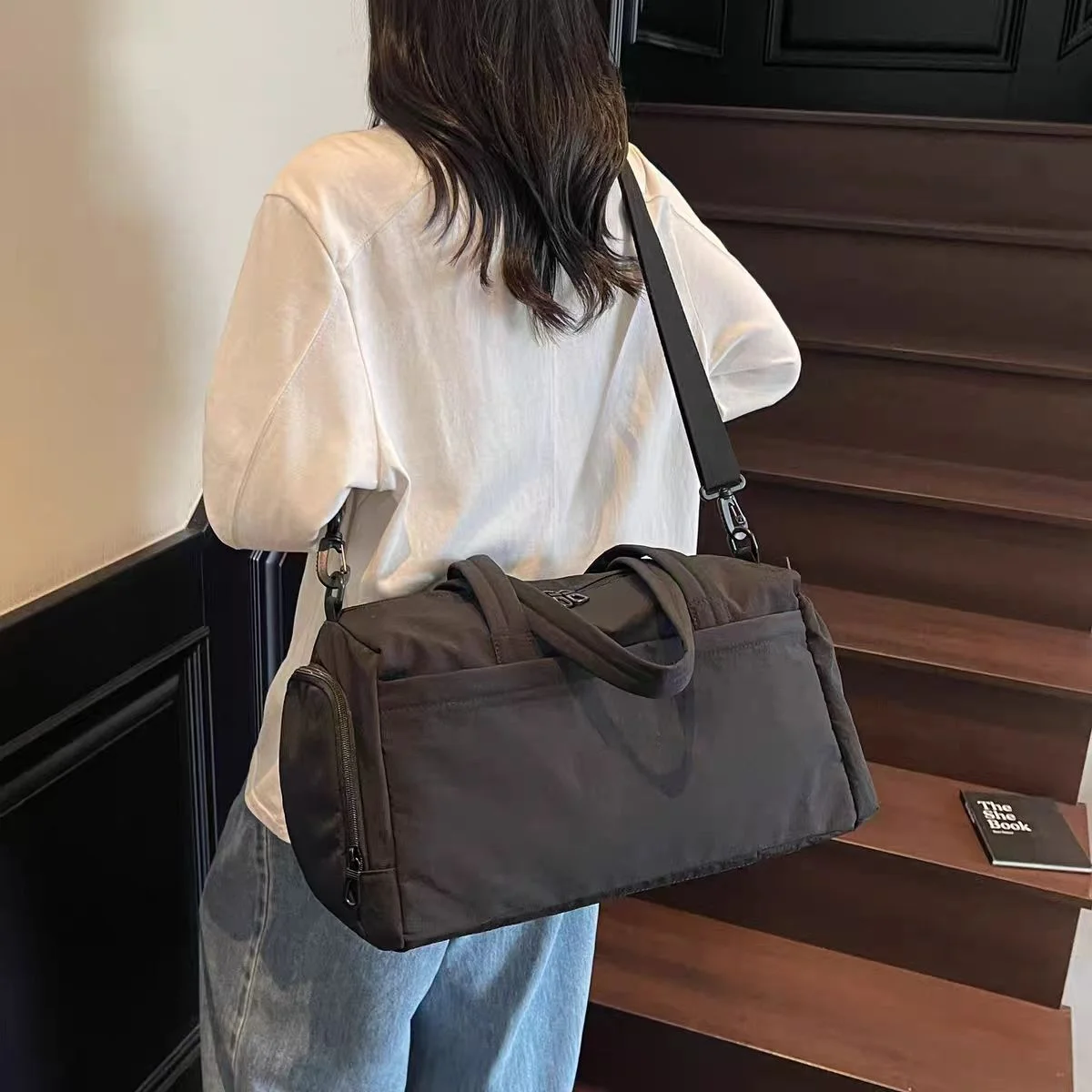 large-capacity-travel-bag-unisex-sport-fitness-bag-handheld-crossbody-lightweight-for-short-trip-air-travel-storage-bag