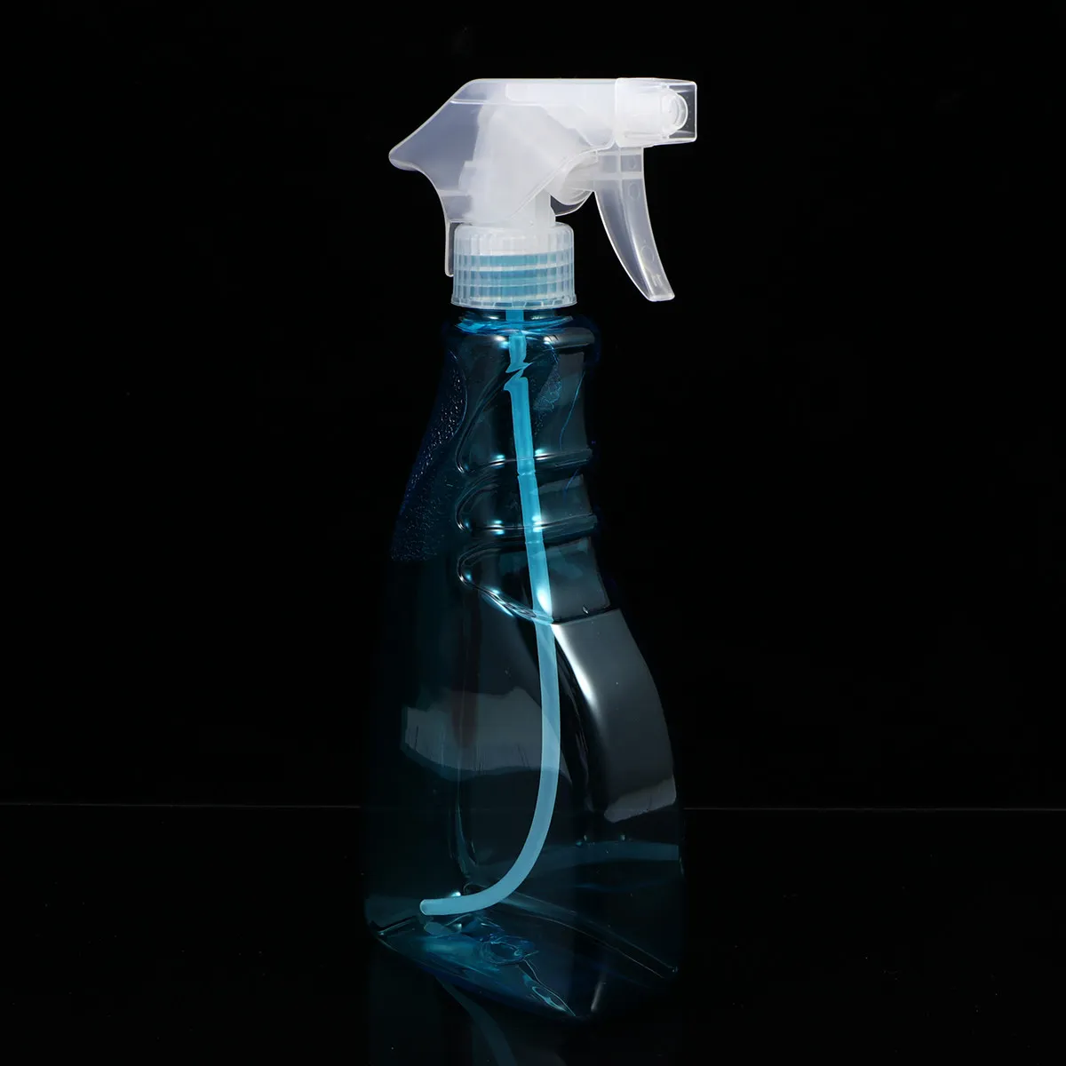 3Pcs Premium Plastic Spray Bottle Leakproof Lightweight Water Sprayer for Salon Hairdressing Garden Plant Watering Natural Air