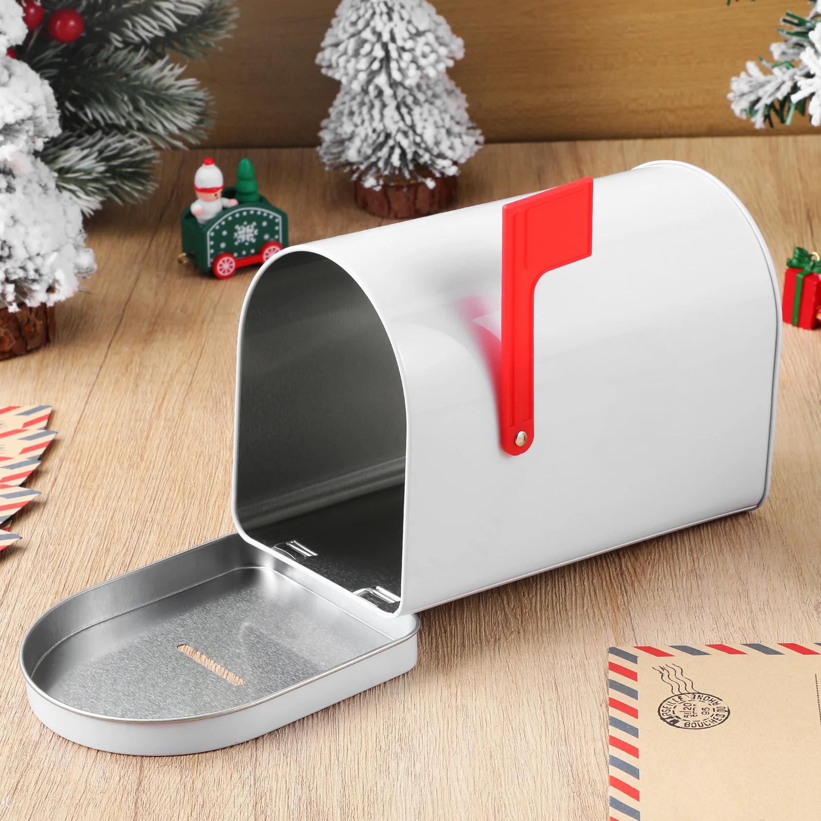 

2 Pcs Mailbox Shaped Containers Storage Tins Small Treats Candies Metal Coin Bank Piggy Candy Jar