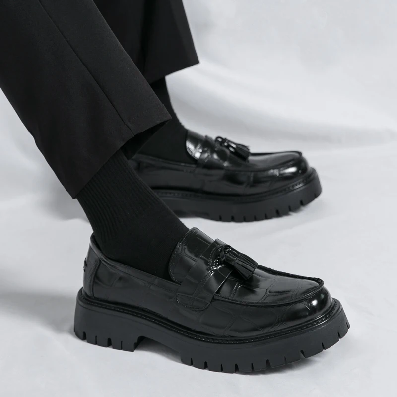 

Мужские повседневные деловые кожаные туфли на платформе, удобные, в британском стиле, класса люкс, для вождения, без шнурков, лоферы для мужчин