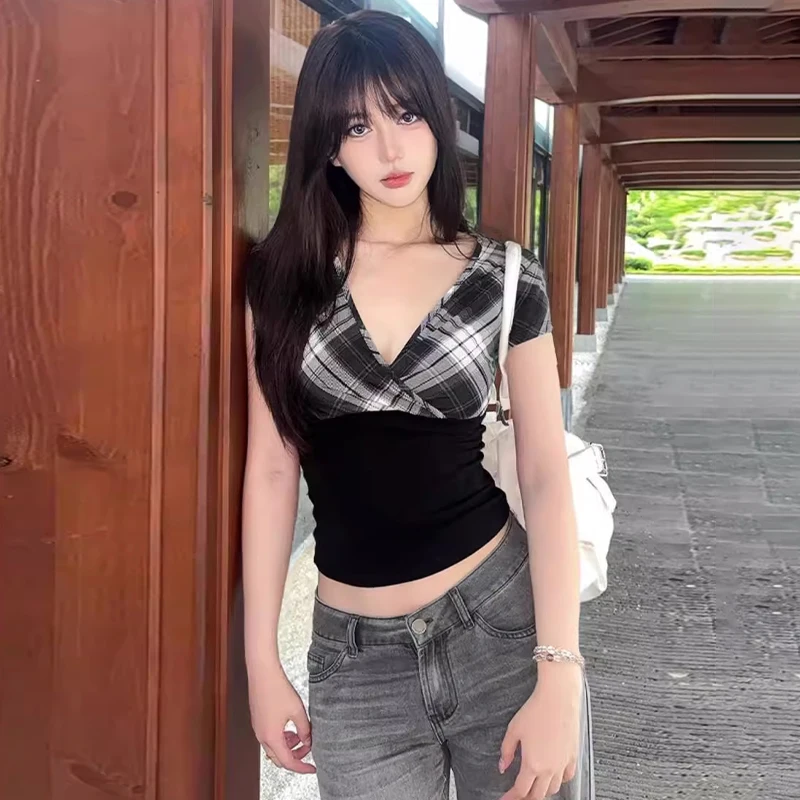 

Women Retro Plaid Patchwork V-neck Short Sleeve Slim T-shirt Summer Y2k Crop Top