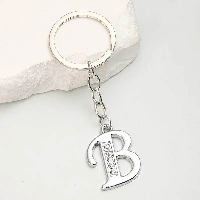 بسيطة A-Z 26 رسالة قلادة المفاتيح الإنجليزية الأبجدية كيرينغ لصديق هدية جيدة حامل حقيبة يد مجوهرات السيارة #1