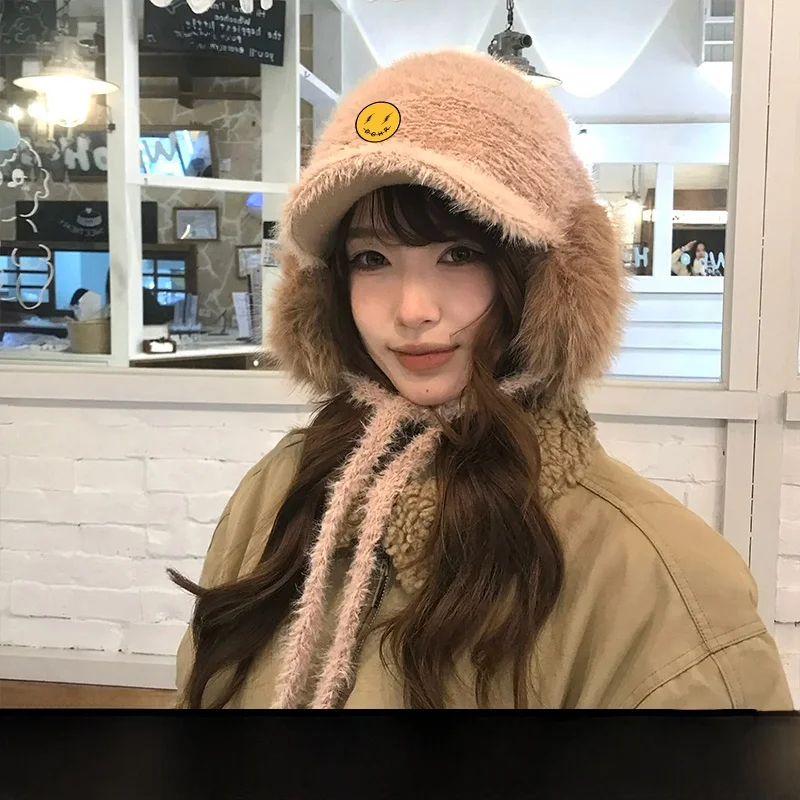 cappello-invernale-da-donna-con-orecchie-da-coniglio-e-becco-d'anatra-caldo-e-soffice-modello-dfemhoves-cappello-invernale-con-orecchie-soffici-design-elegante-e-semplice-parte-superiore-arrotondata-visiera-corta
