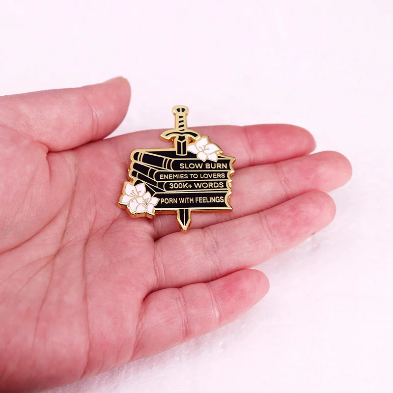 المينا كتاب عاشق بروش ، عشاق حرق بطيئة ، شارة بروش ، اكسسوارات المجوهرات ، هدية لعشاق #3