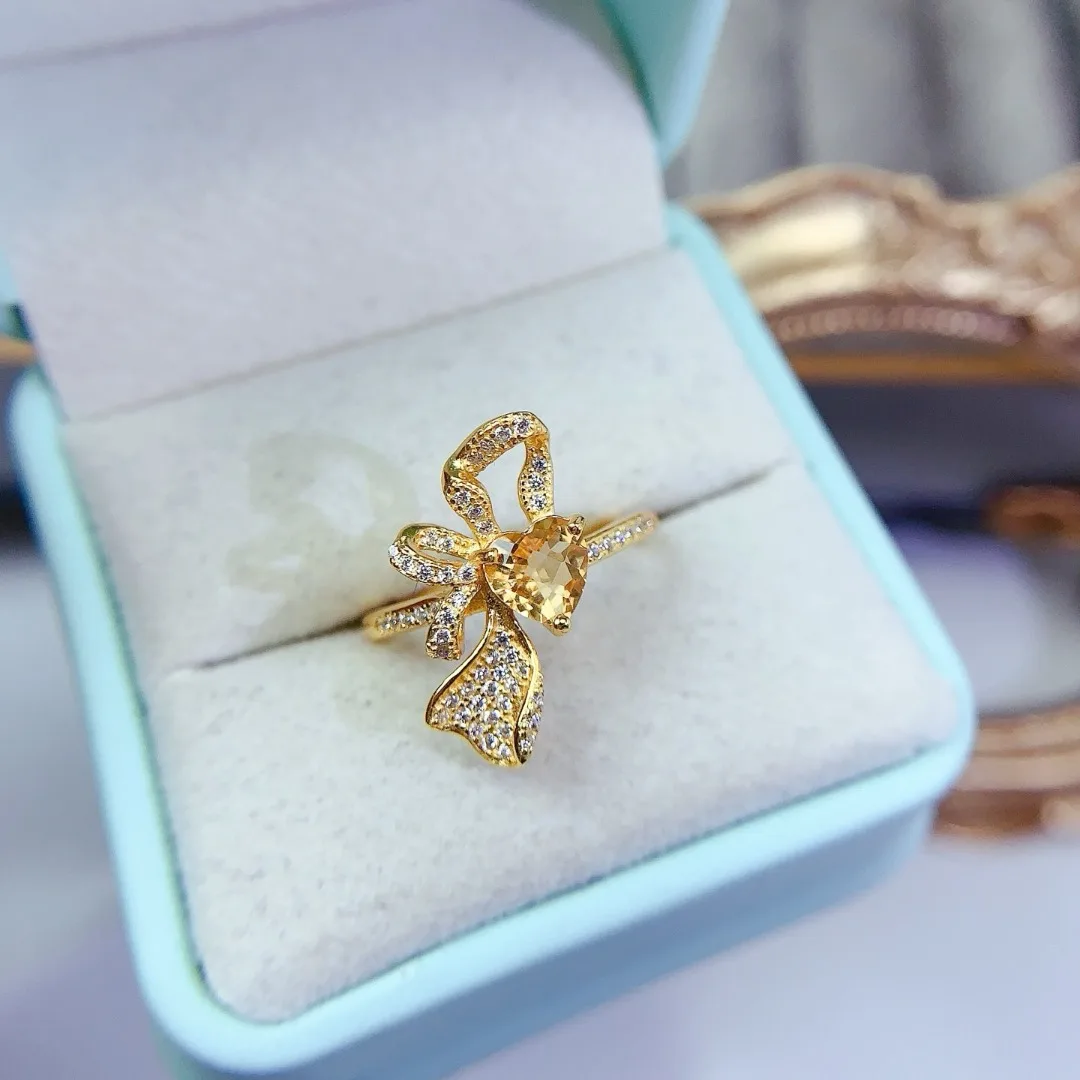 

Luxurious Natural Crystal Ring Crafted S925 Sterling Silver Designer Jewelry Makes A Perfect Fashionable Gift