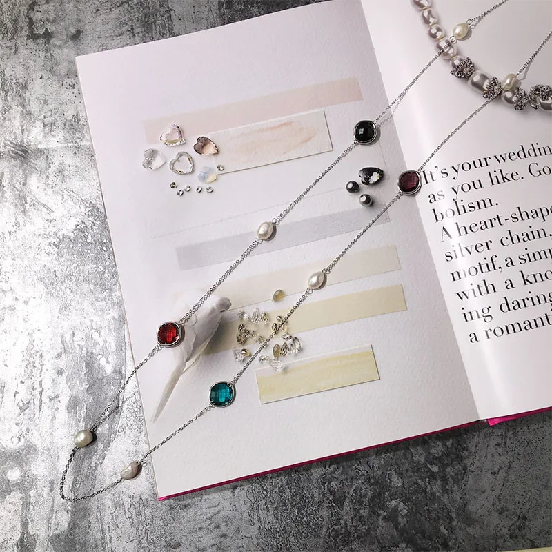 

Sweater chain for women with a high-end feel Fashionable, exquisite and colorful Jewelry powder Baroque pearl long necklace