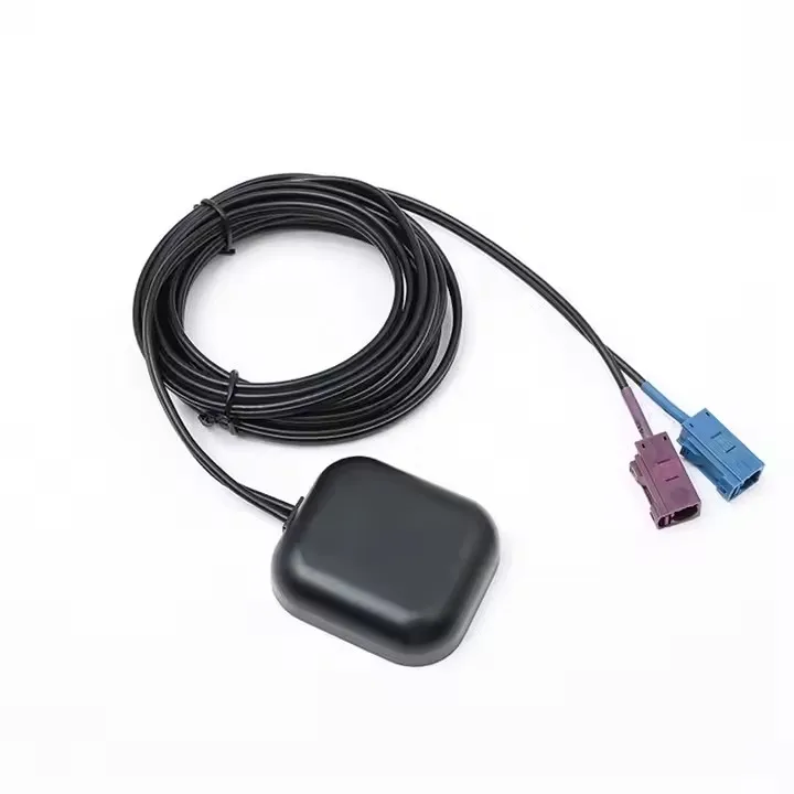 เสาอากาศ GPS GSM สำหรับใช้งานกลางแจ้ง 50 ชิ้น คุณภาพระดับมืออาชีพ จากโรงงาน รองรับความถี่คู่ กำลังขยาย 3DBi และอิมพีแดนซ์ 50 โอห์ม สำหรับการสื่อสาร