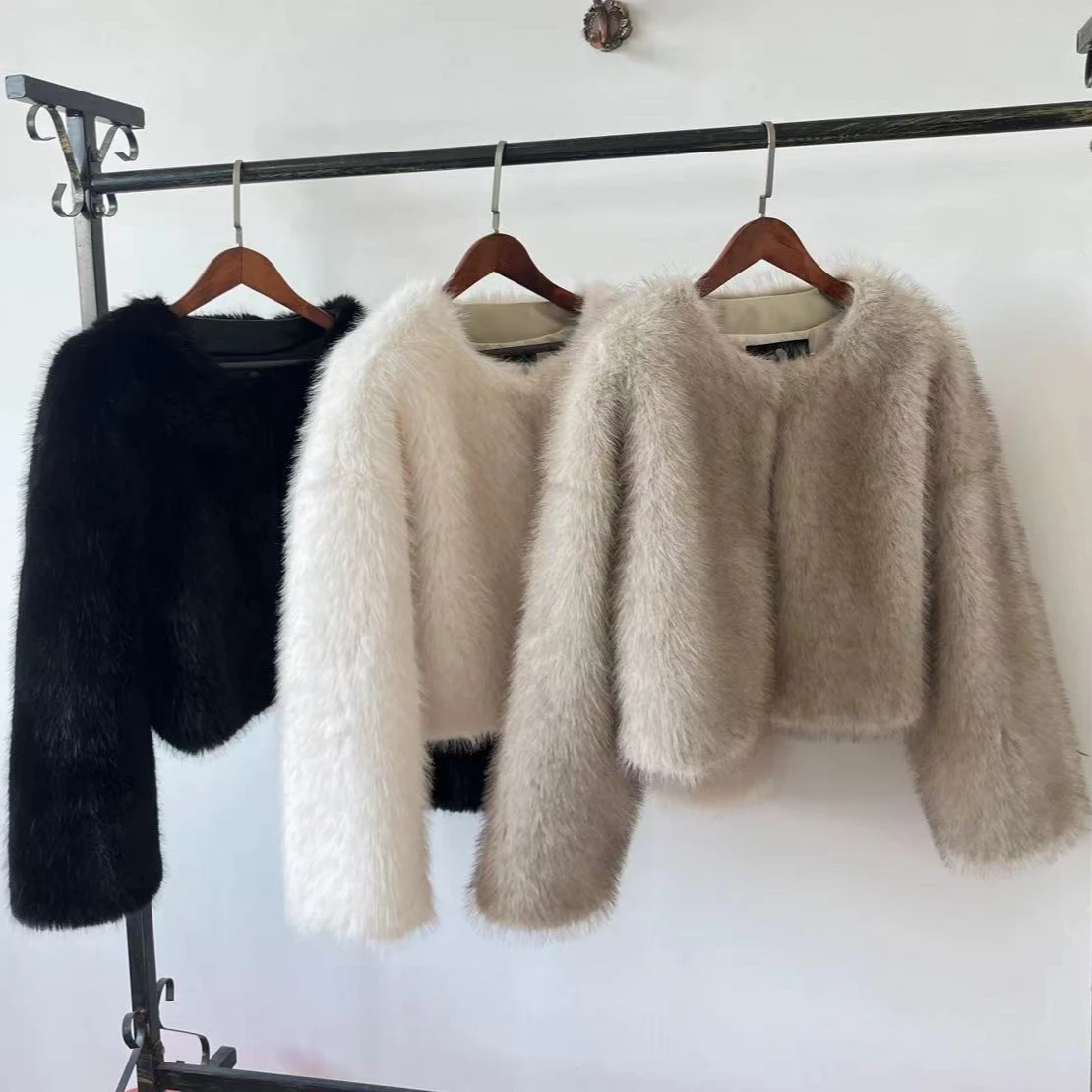 Long Faux Fur Coat Women Autumn Winter Large Jacket Overcoat White Turn Down Collar Pockets Thick Coat Warm Jackets Maxi Coats
