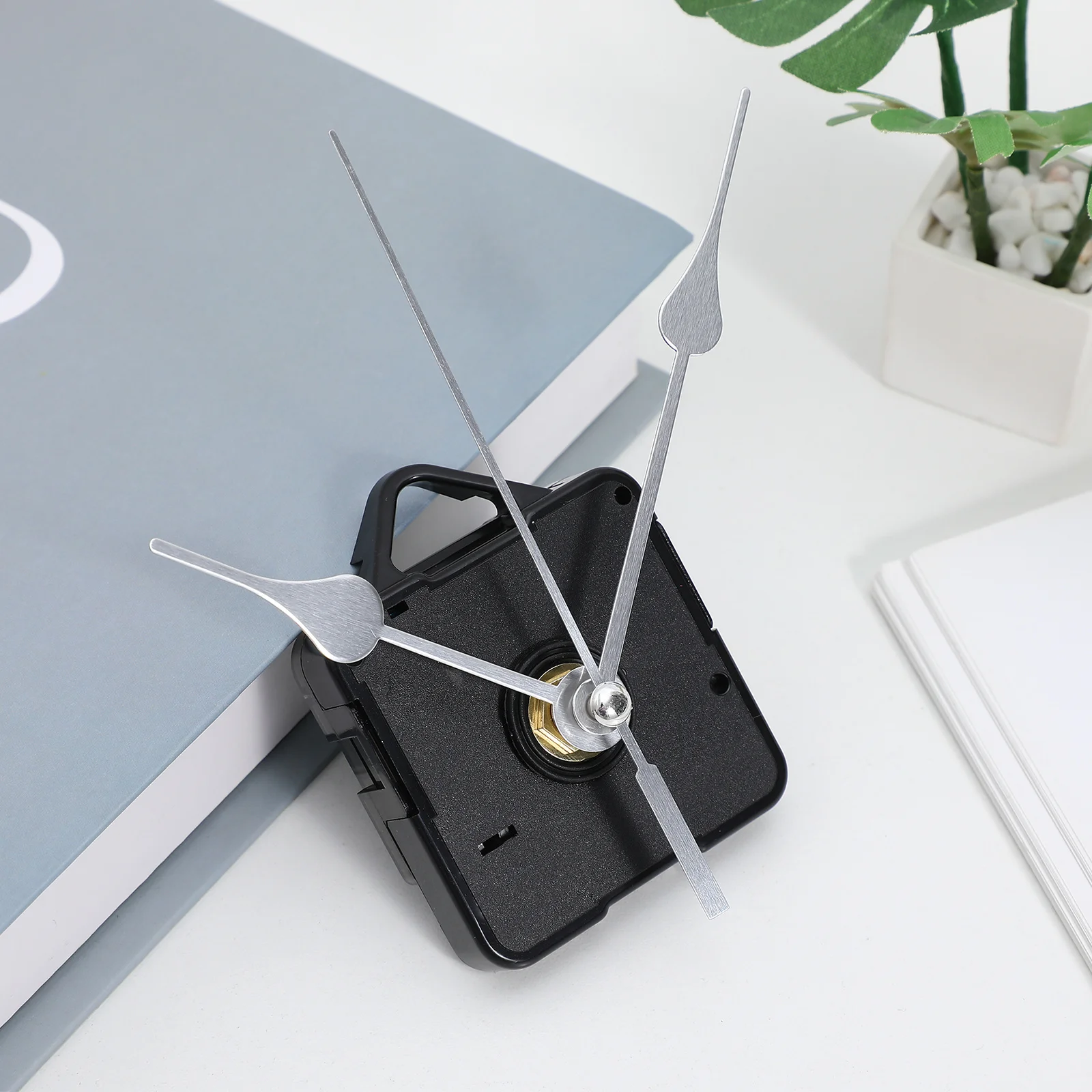 1Set Silent Clock Movement Kit Operated Quartz Mechanism for 25-30cm Wall Clock DIY Replacement Parts Durable Plastic