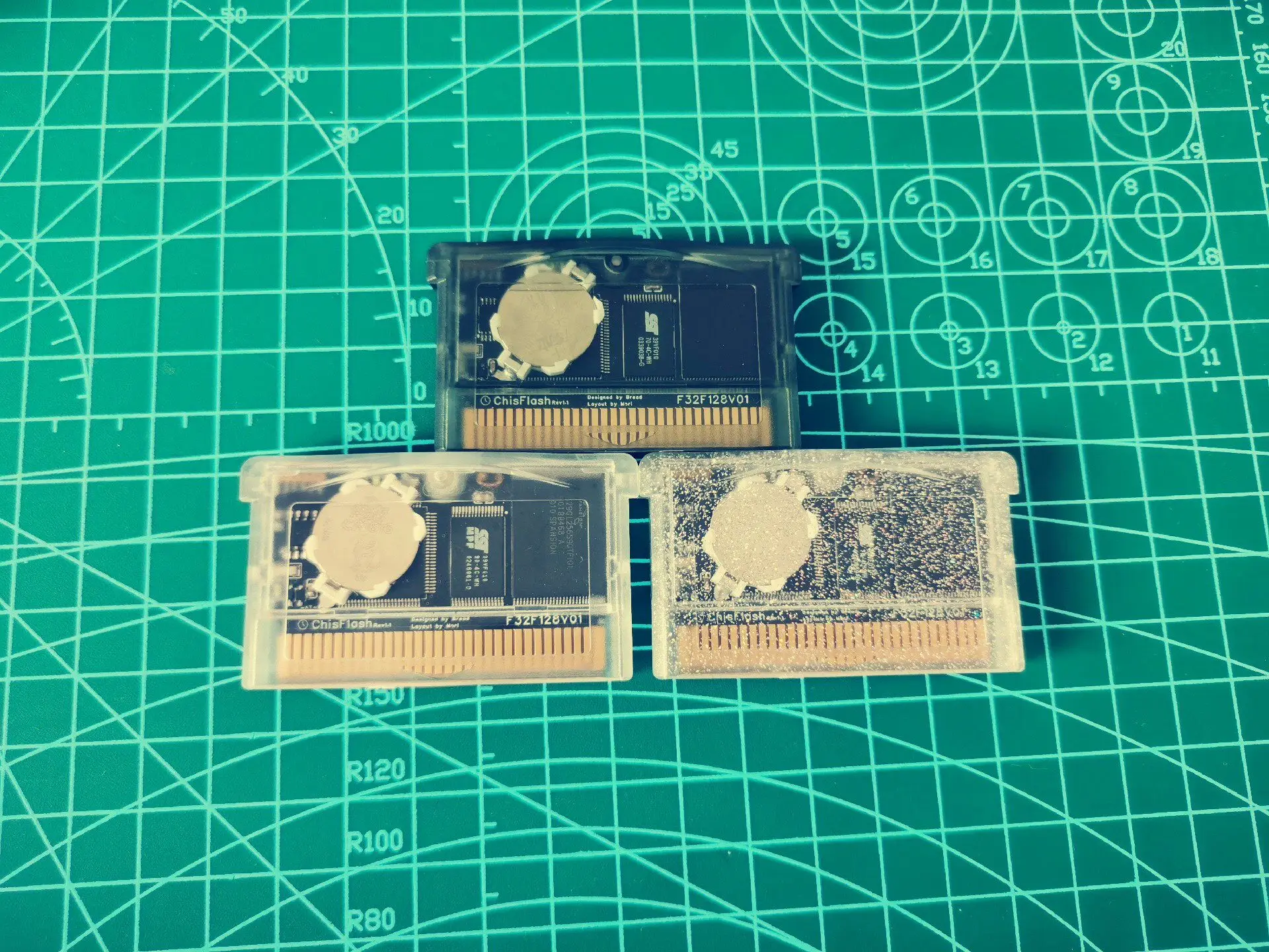 

Картридж ChisFlash V1.1 RTC GBA - карта для сохранения игр Gameboy, 256 МБ флэш-памяти, без батареи для сохранения (32 МБ)