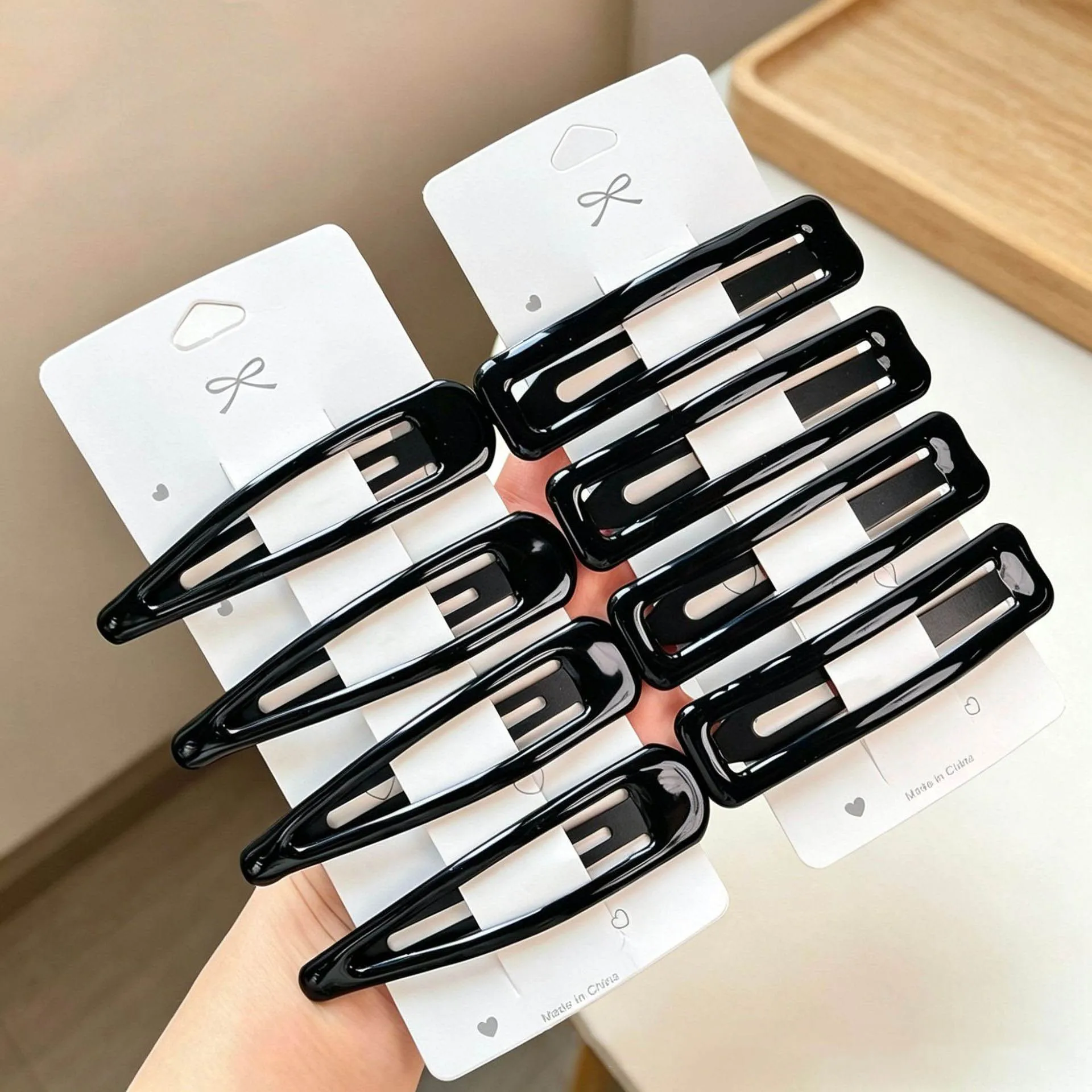 Oversized Metal Snap Hair Clips For Women Water-drop Triangle BB Clip For Thick Heavy Hair Side Jaw Clip Barrette Accessories view 4