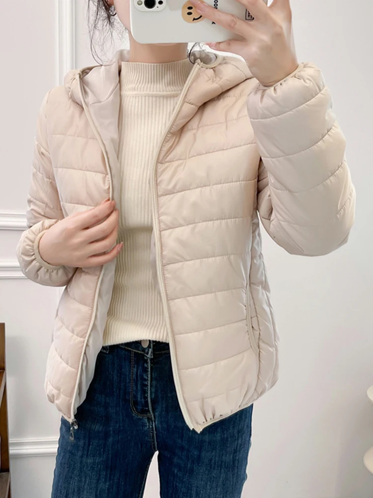 Minimalist Light Weight Women Down Cotton Jackets 2024 New Winter Korean Style Hooded Quilted Parkas Female Windbreaker Outwear