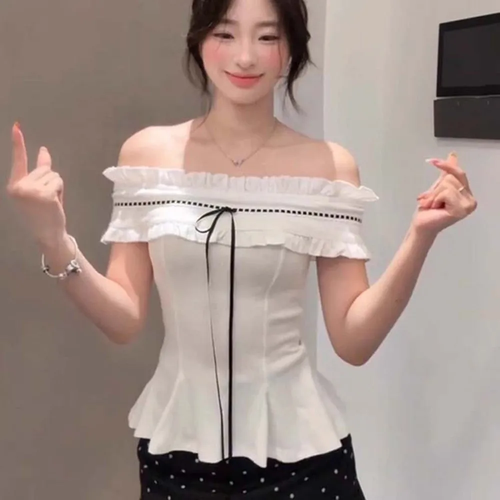 

White Off-shoulder Ruffle Shirt Korean Y2K Ins Pleated Collar Ruffle Shirt Tops Spicy Girl Style Lace-up Cute Bow