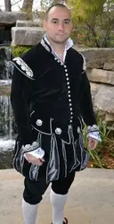 Queen Elizabeth Tudor Nobleman King Costume Medieval Victorian Renaissance Men's Outfit Tops Pants Cape Full Set Black Gown