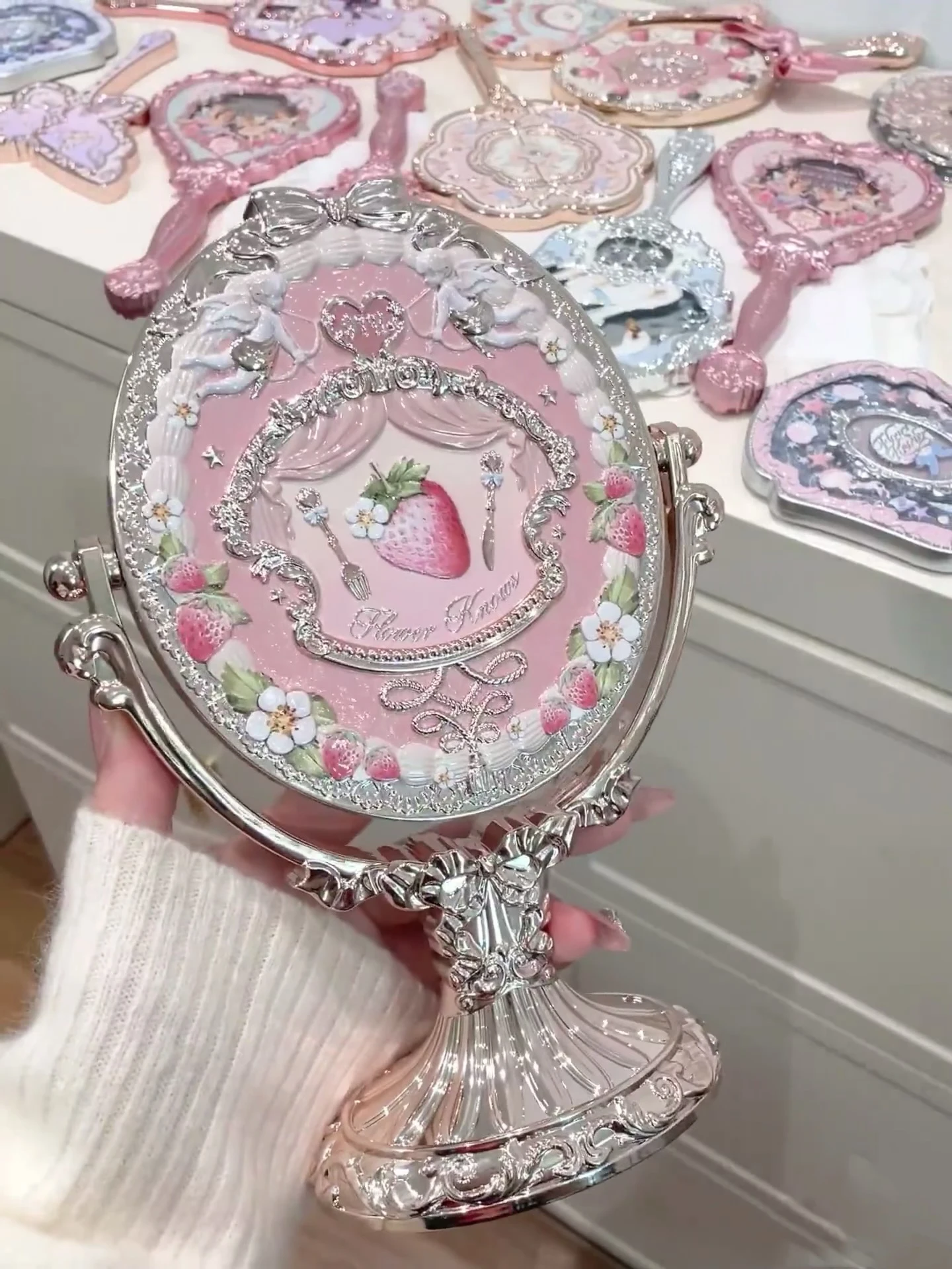 Flower Knows 9th Anniversary Desktop Mirror Air Cushion Comb Brush