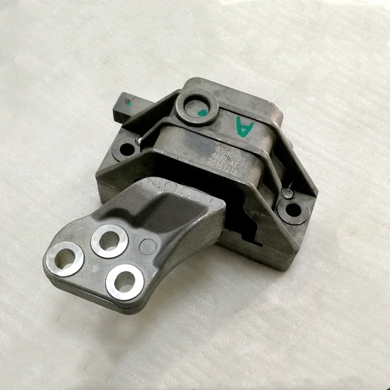 Engine mounting for Brilliance FRV FSV CROSS H330 H320 H530 V5 cushion rubber pad 3484858