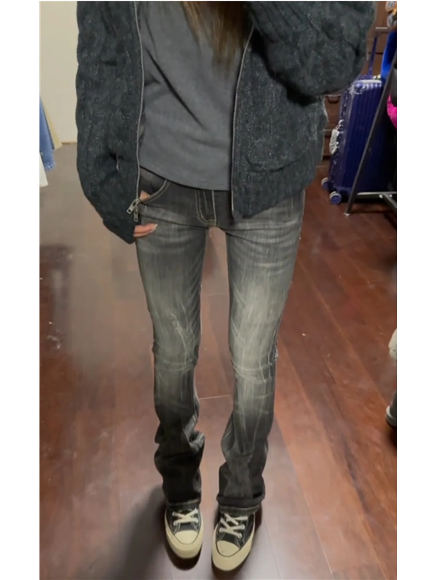 

Retro American Extended Low Waist Flared Jeans Women's Slimming Design Tight Fit Cotton Denim Spring Fashion Ladies Jeans