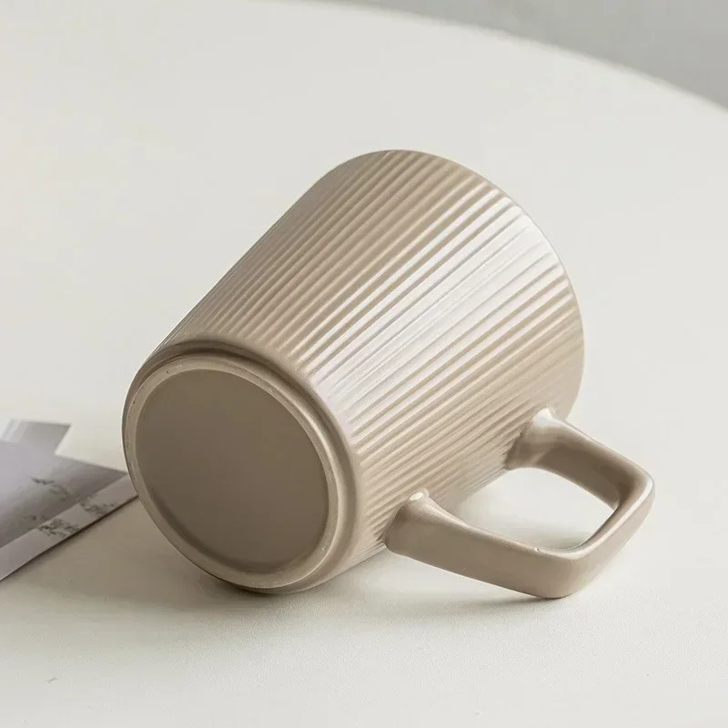 500ml Nordic Ceramic Mug Matte Relief Milk Coffee Cup with Handle Home Office Practical Water Cup Solid Color Striped Shape liji