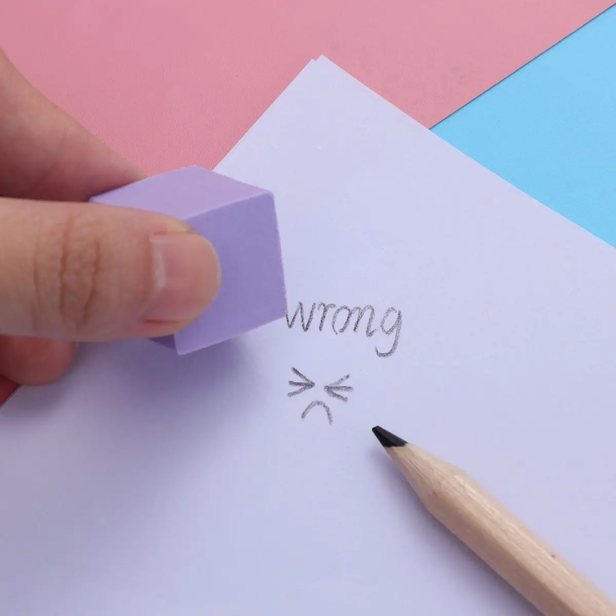

5 Pcs Milk Scented Eraser Fun Cartoon Novelty Creative Stationery Safe Kids Students Use Homework Mistakes Avoid