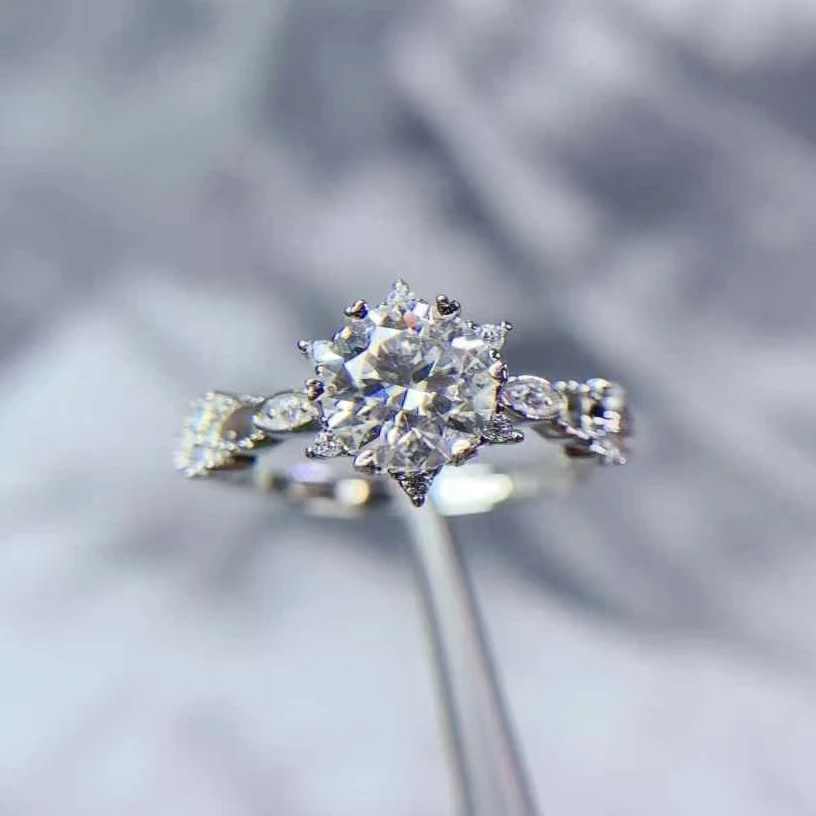 

18K Gold Plated 925 Silver Moissanite Wedding Ring for Women 6.5mm 1ct D Color Moissanite Ring for Engagement