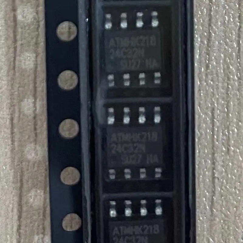 10pcs-50pcs AT24C32N-10SU-2.7 24C32N SOP8 2-Wire Serial EEPROM Electrically Erasable Programmable Read Only Memory